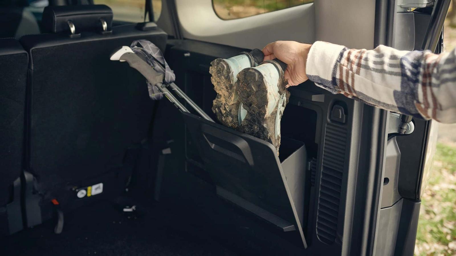 Πρεμιέρα για τα νέα Ford Tourneo Courier & E-Tourneo Courier